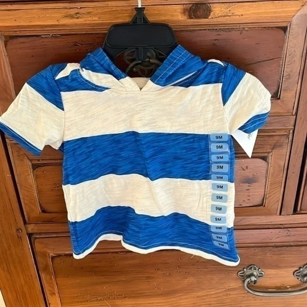 Carter’s Baby Boy Blue And Cream Hooded Top Size 9 Months NWT